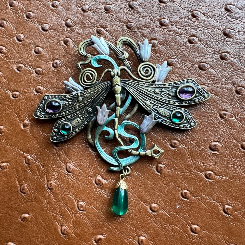Large Magnificent JJ Jonette Dragonfly Flies among Tulip Flowers & Vines Brooch